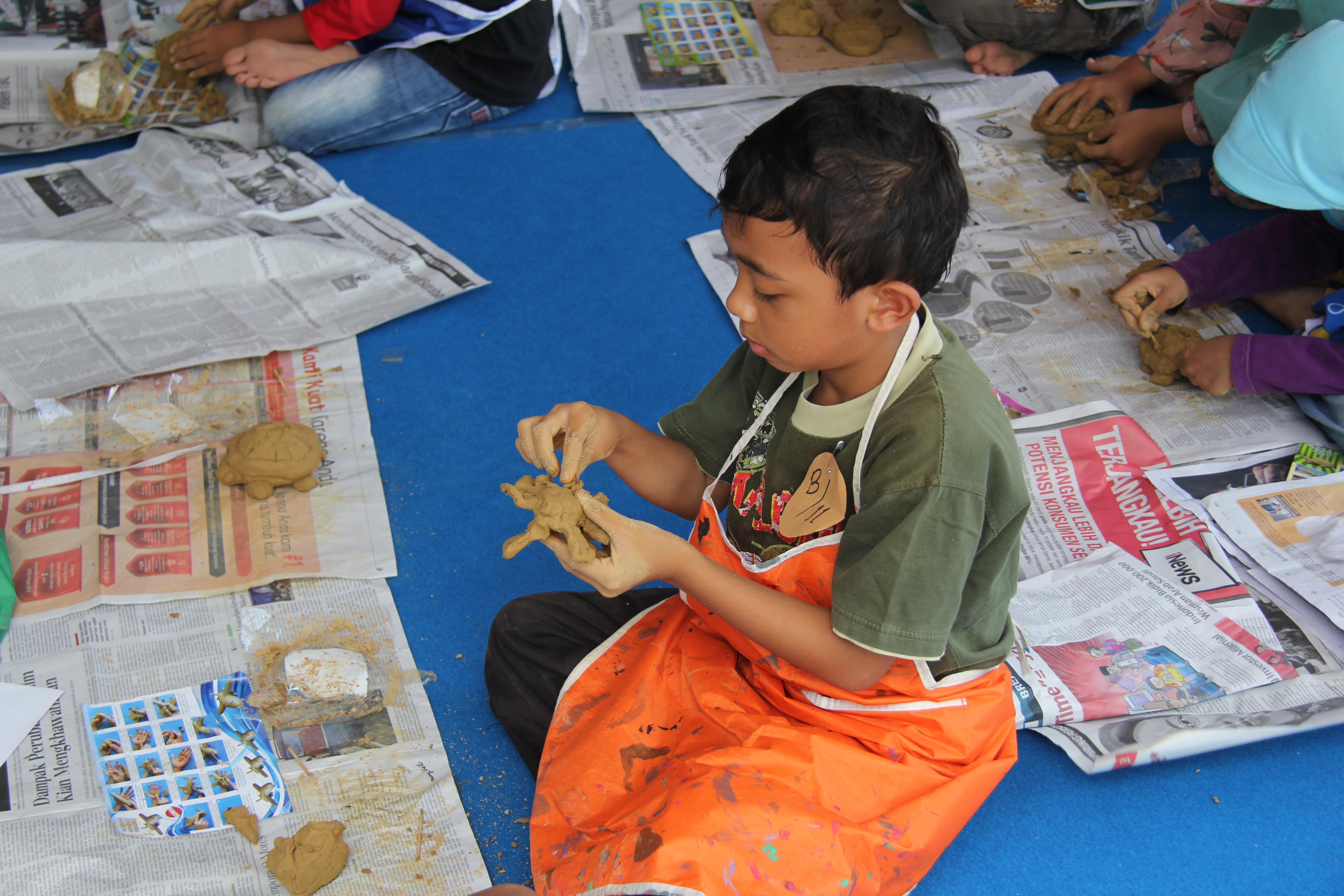 Mengembangkan Potensi Seni Anak Melalui Clay Competition
